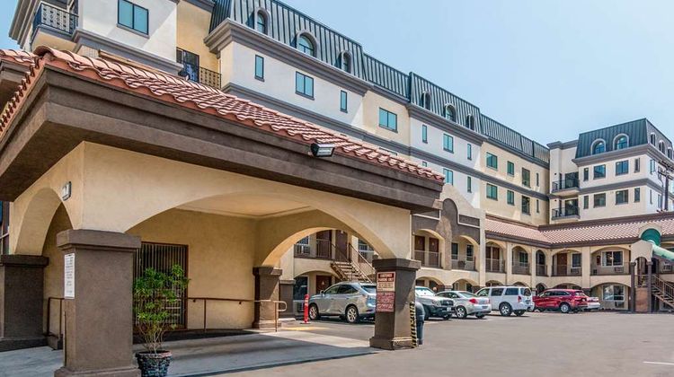 Rodeway Inn Regalodge Exterior