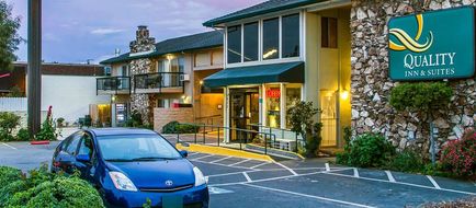 Quality Inn & Suites Silicon Valley Exterior