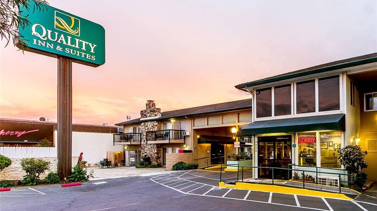 Quality Inn & Suites Silicon Valley Exterior