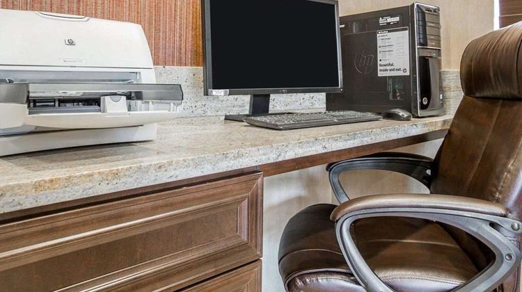 Quality Inn & Suites Other
