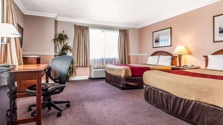 <b>Econo Lodge Room</b>. Images powered by <a href="https://iceportal.shijigroup.com/" title="IcePortal" target="_blank">IcePortal</a>.