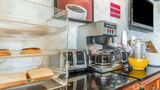 <b>Econo Lodge Restaurant</b>. Images powered by <a href="https://iceportal.shijigroup.com/" title="IcePortal" target="_blank">IcePortal</a>.