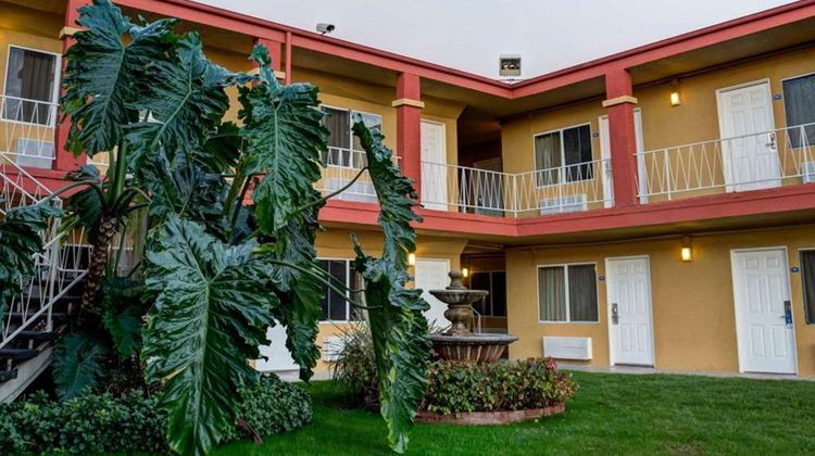 Rodeway Inn near Venice Beach Pool
