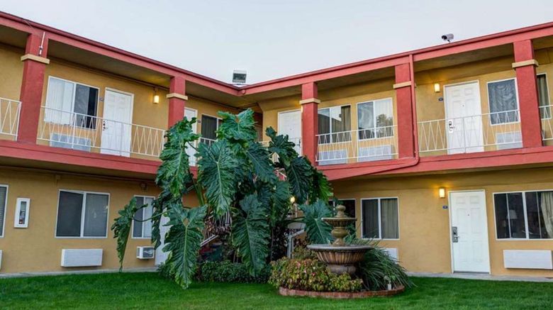 <b>Rodeway Inn near Venice Beach Pool</b>. Images powered by <a href="https://iceportal.shijigroup.com/" title="IcePortal" target="_blank">IcePortal</a>.