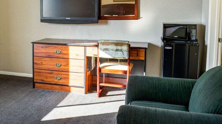 Rodeway Inn near Venice Beach Room