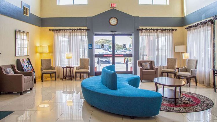 Quality Inn, Merced Lobby
