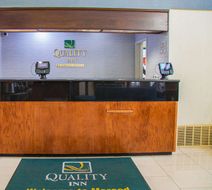 Quality Inn, Merced Lobby