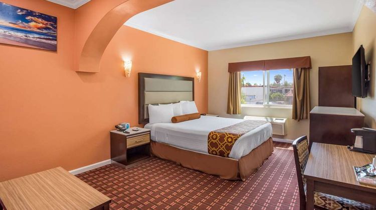 Rodeway Inn and Suites Pasadena Suite