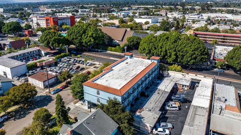 <b>Rodeway Inn and Suites Pasadena Exterior</b>. Images powered by <a href="https://iceportal.shijigroup.com/" title="IcePortal" target="_blank">IcePortal</a>.