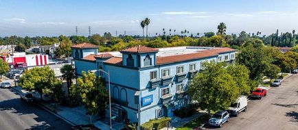 Rodeway Inn and Suites Pasadena Exterior