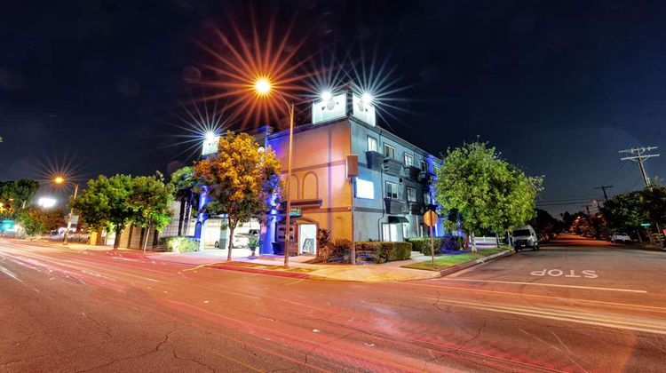 Rodeway Inn and Suites Pasadena Exterior