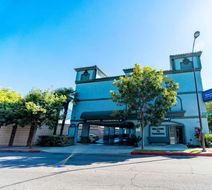 Rodeway Inn and Suites Pasadena Exterior