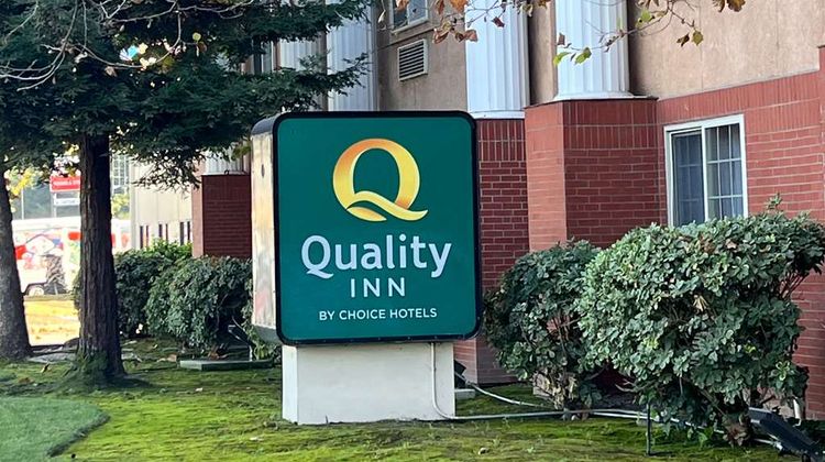 Quality Inn Silicon Valley Exterior