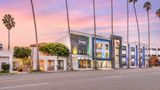 Comfort Inn near Santa Monica Pier Exterior