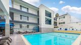 Comfort Inn near Santa Monica Pier Pool