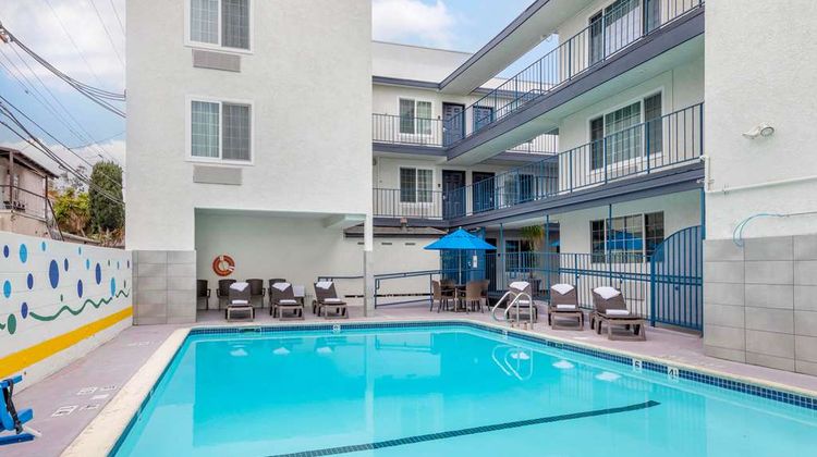 Comfort Inn near Santa Monica Pier Pool