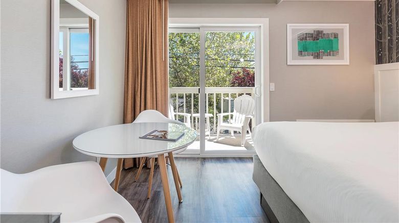 <b>UpValley Inn & Hot Springs, an Ascend Room</b>. Images powered by <a href="https://iceportal.shijigroup.com/" title="IcePortal" target="_blank">IcePortal</a>.