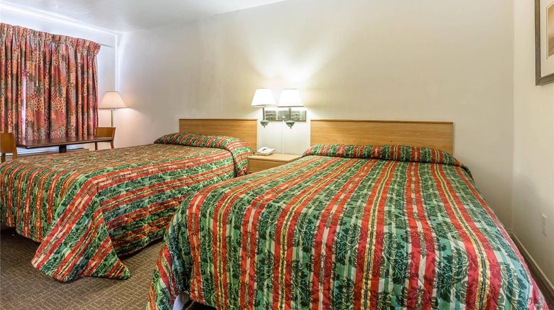 <b>Rodeway Inn Magic Mountain Area Room</b>. Images powered by <a href="https://iceportal.shijigroup.com/" title="IcePortal" target="_blank">IcePortal</a>.