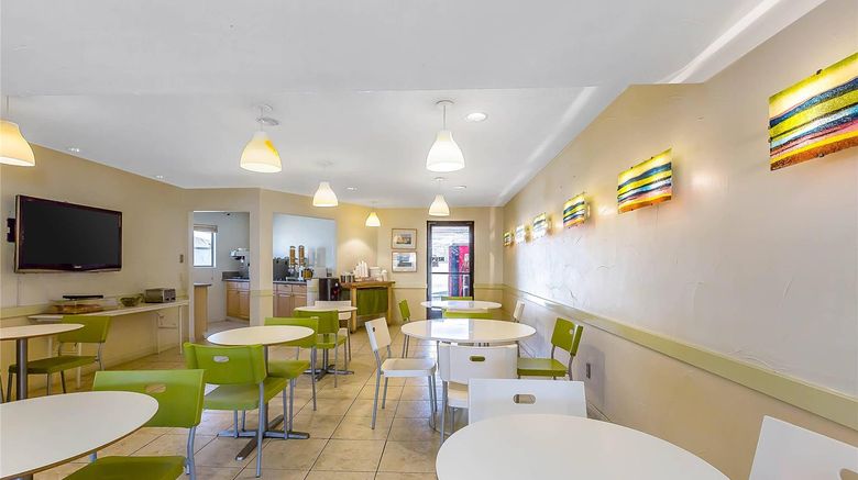 <b>Rodeway Inn Magic Mountain Area Restaurant</b>. Images powered by <a href="https://iceportal.shijigroup.com/" title="IcePortal" target="_blank">IcePortal</a>.