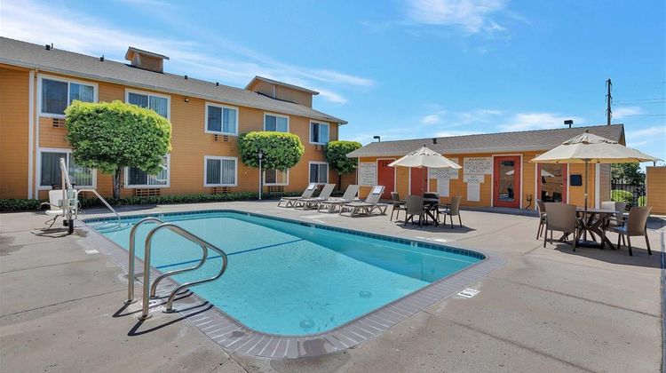 Quality Inn Vallejo Pool
