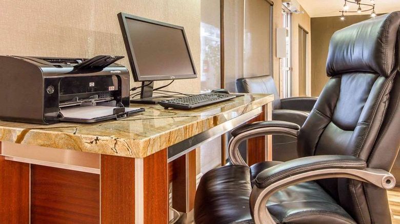 <b>Quality Inn Other</b>. Images powered by <a href="https://iceportal.shijigroup.com/" title="IcePortal" target="_blank">IcePortal</a>.