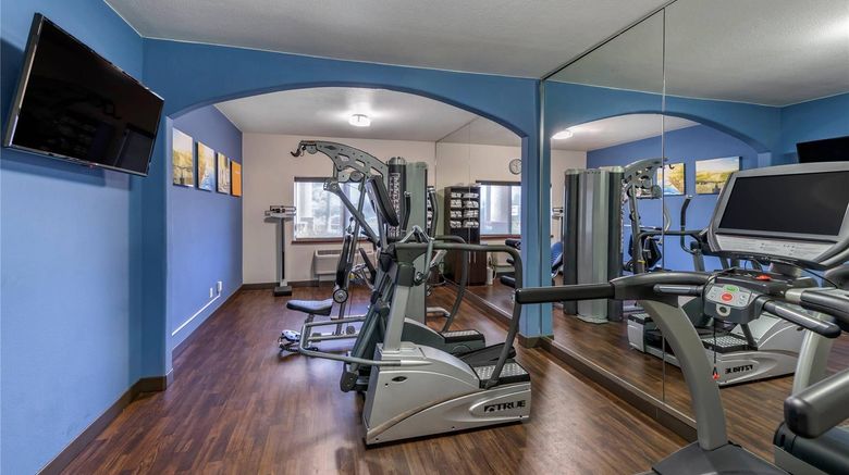 <b>Comfort Suites near Six Flags Magic Mtn Health</b>. Images powered by <a href="https://iceportal.shijigroup.com/" title="IcePortal" target="_blank">IcePortal</a>.
