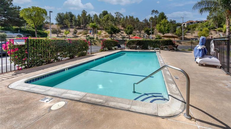 <b>Comfort Suites near Six Flags Magic Mtn Pool</b>. Images powered by <a href="https://iceportal.shijigroup.com/" title="IcePortal" target="_blank">IcePortal</a>.