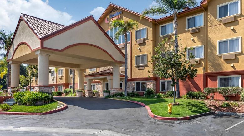 <b>Comfort Suites near Six Flags Magic Mtn Exterior</b>. Images powered by <a href="https://iceportal.shijigroup.com/" title="IcePortal" target="_blank">IcePortal</a>.