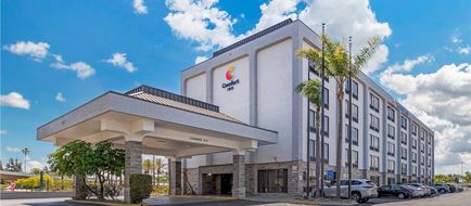 Comfort Inn Anaheim  Resort Exterior