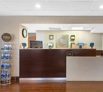 Comfort Inn Anaheim  Resort Lobby