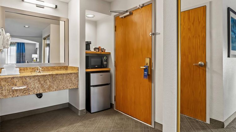 Comfort Inn Room