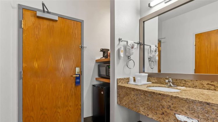 Comfort Inn Room