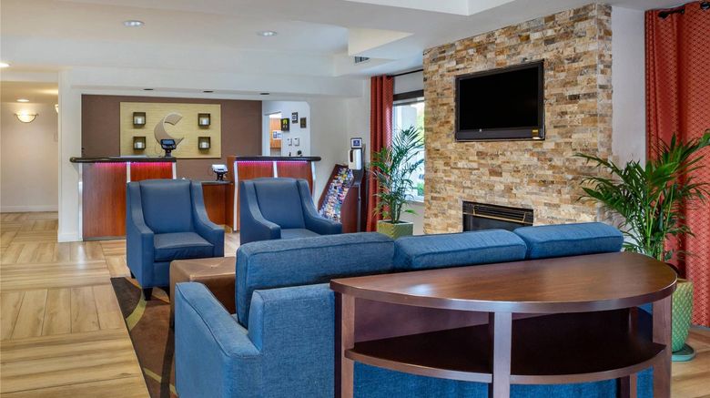 <b>Comfort Inn Lobby</b>. Images powered by <a href="https://iceportal.shijigroup.com/" title="IcePortal" target="_blank">IcePortal</a>.