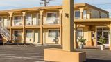 <b>Quality Inn Exterior</b>. Images powered by <a href="https://iceportal.shijigroup.com/" title="IcePortal" target="_blank">IcePortal</a>.