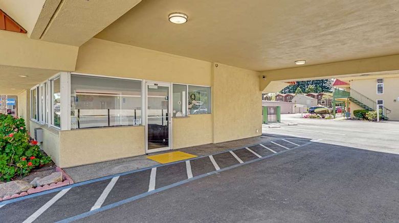 <b>Quality Inn Exterior</b>. Images powered by <a href="https://iceportal.shijigroup.com/" title="IcePortal" target="_blank">IcePortal</a>.