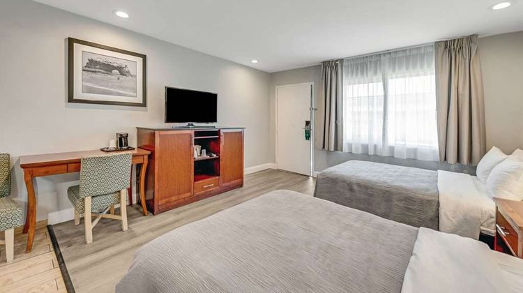Quality Inn Room