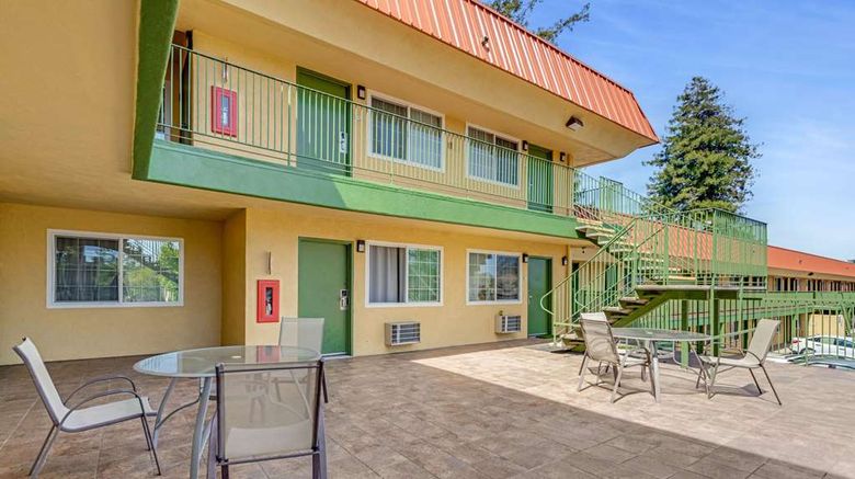 <b>Quality Inn Other</b>. Images powered by <a href="https://iceportal.shijigroup.com/" title="IcePortal" target="_blank">IcePortal</a>.