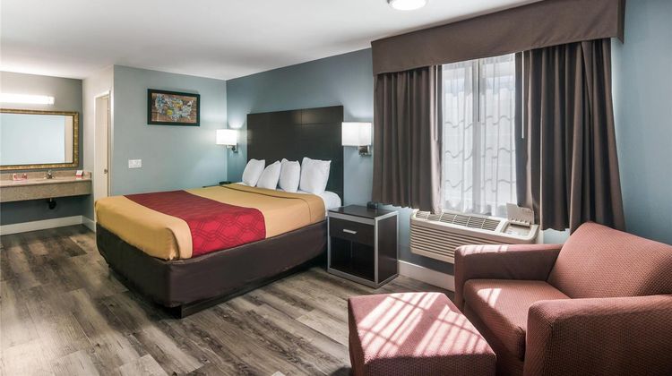 Econo Lodge Hesperia Suite