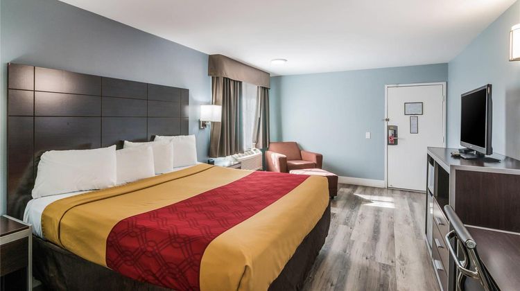 Econo Lodge Hesperia Suite