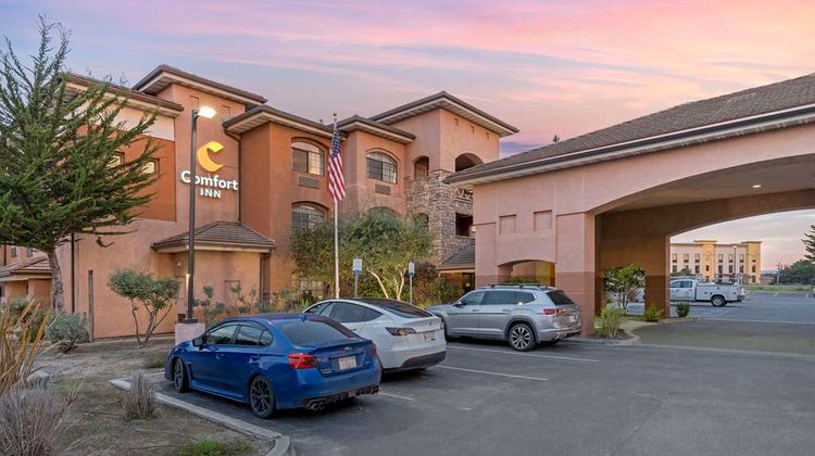 Comfort Inn Exterior
