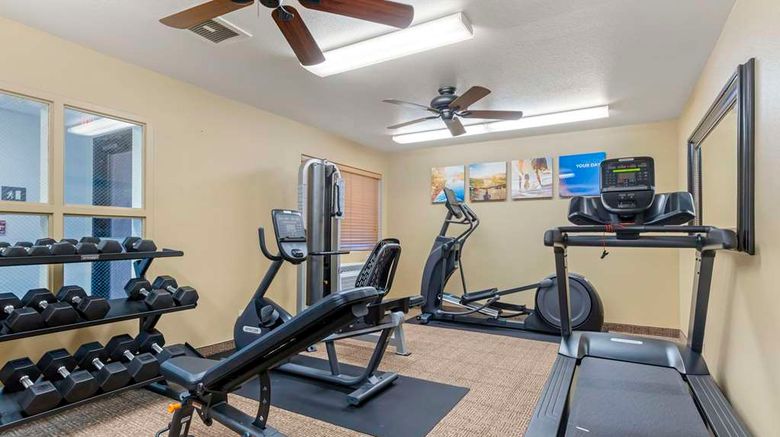 <b>Comfort Inn Health</b>. Images powered by <a href="https://iceportal.shijigroup.com/" title="IcePortal" target="_blank">IcePortal</a>.