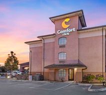 Comfort Inn Exterior