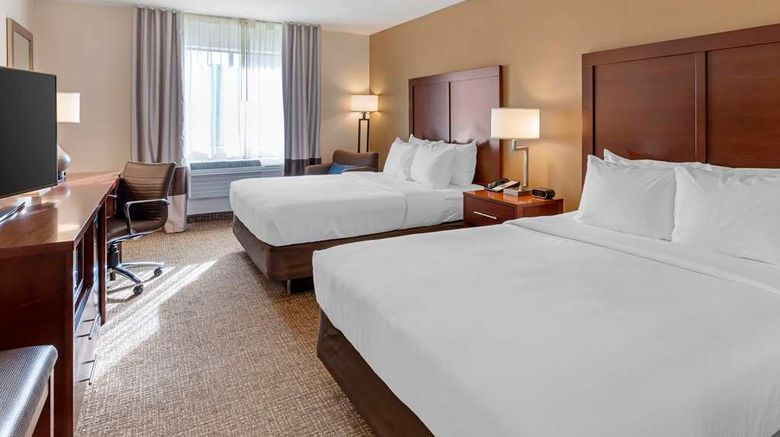<b>Comfort Inn Room</b>. Images powered by <a href="https://iceportal.shijigroup.com/" title="IcePortal" target="_blank">IcePortal</a>.