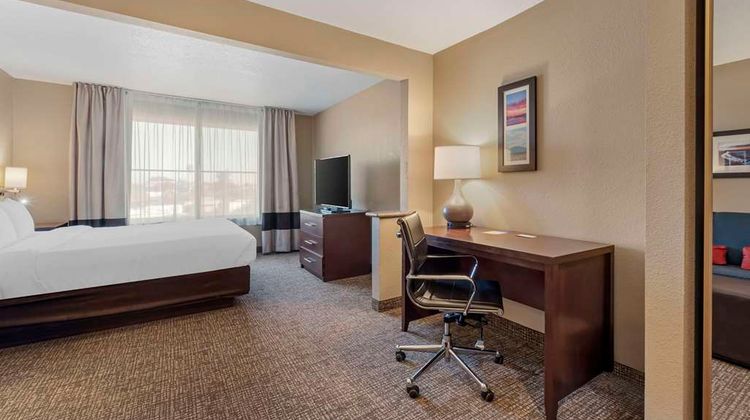 Comfort Inn Lathrop-stockton airport Suite