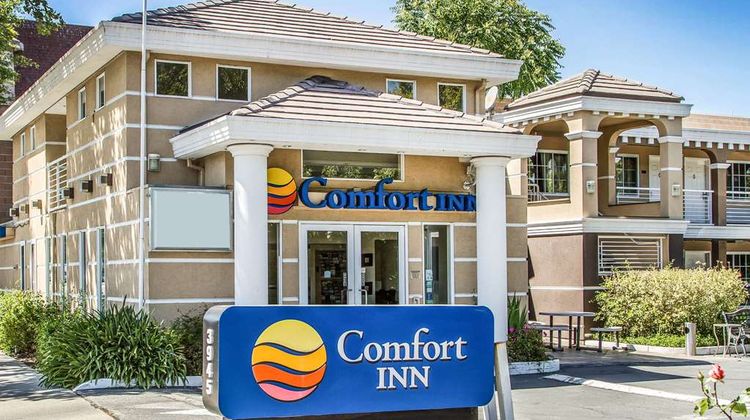 Comfort Inn Exterior
