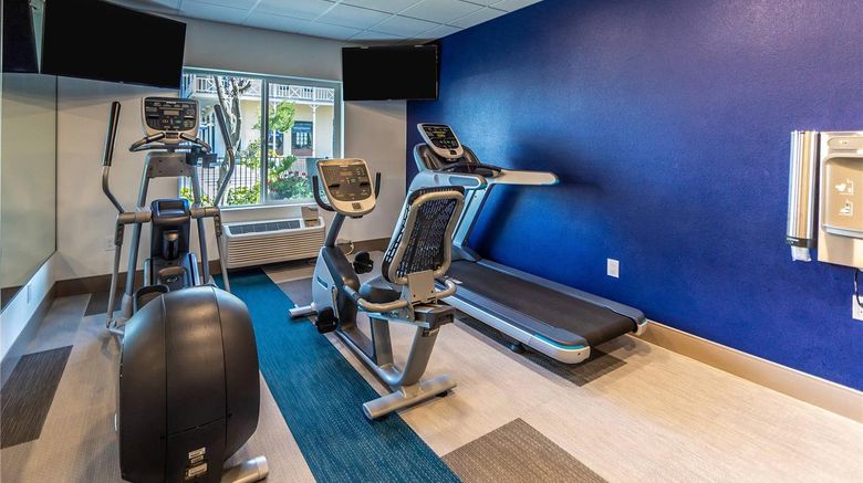 <b>The Hanford Hotel Health</b>. Images powered by <a href="https://iceportal.shijigroup.com/" title="IcePortal" target="_blank">IcePortal</a>.