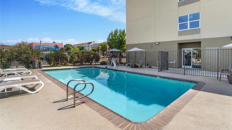 The Hanford Hotel Pool