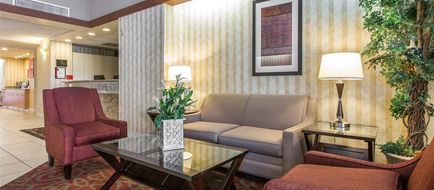 Comfort Suites Palm Desert Lobby