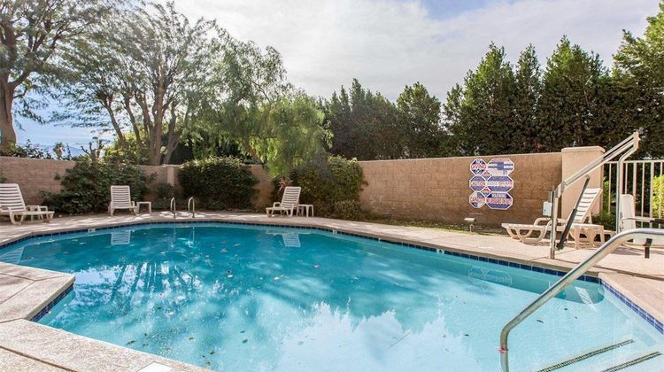 Comfort Suites Palm Desert Pool