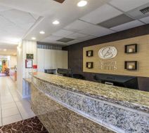 Comfort Suites Palm Desert Lobby